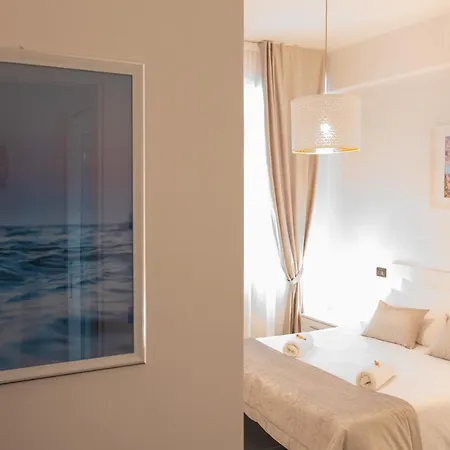 Ca Gli In Centro Apartsuite * ソットマリーナ