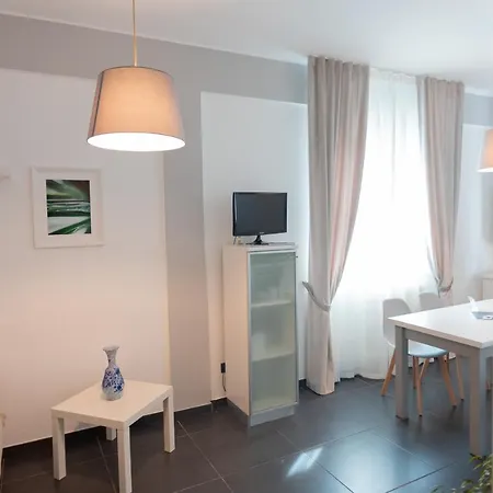 Ca Gli In Centro Apartsuite アパート ソットマリーナ
