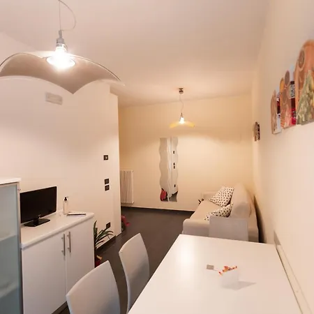 Apartment Ca Gli In Centro Apartsuite Sottomarina
