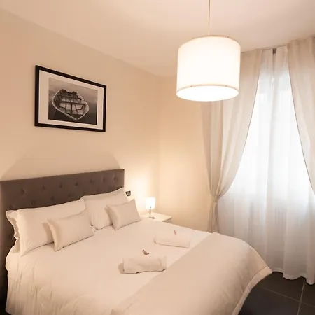 Apartment Ca Gli In Centro Apartsuite Sottomarina